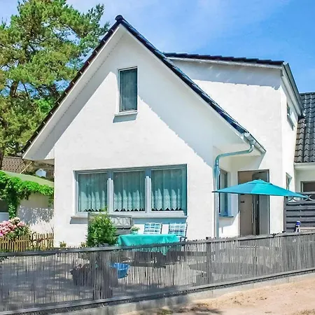 Dierhagen Apartment *